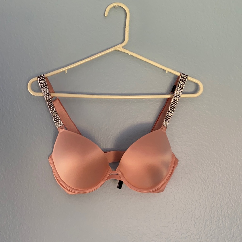 VICTORIAS SECRET pink bra